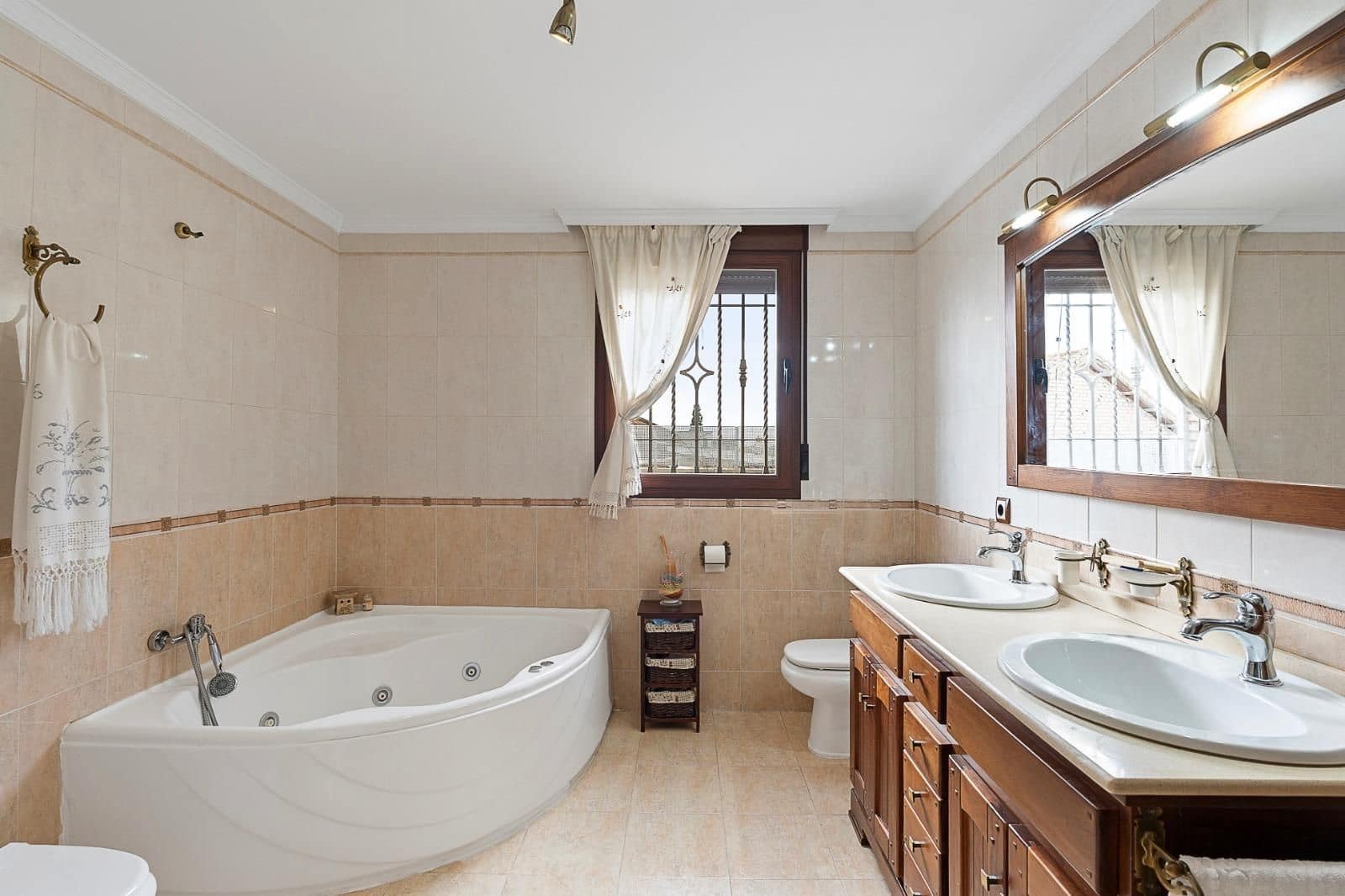 3 soveværelse Villa til salg i Albolote - € 485.000 (Ref: 9543920)