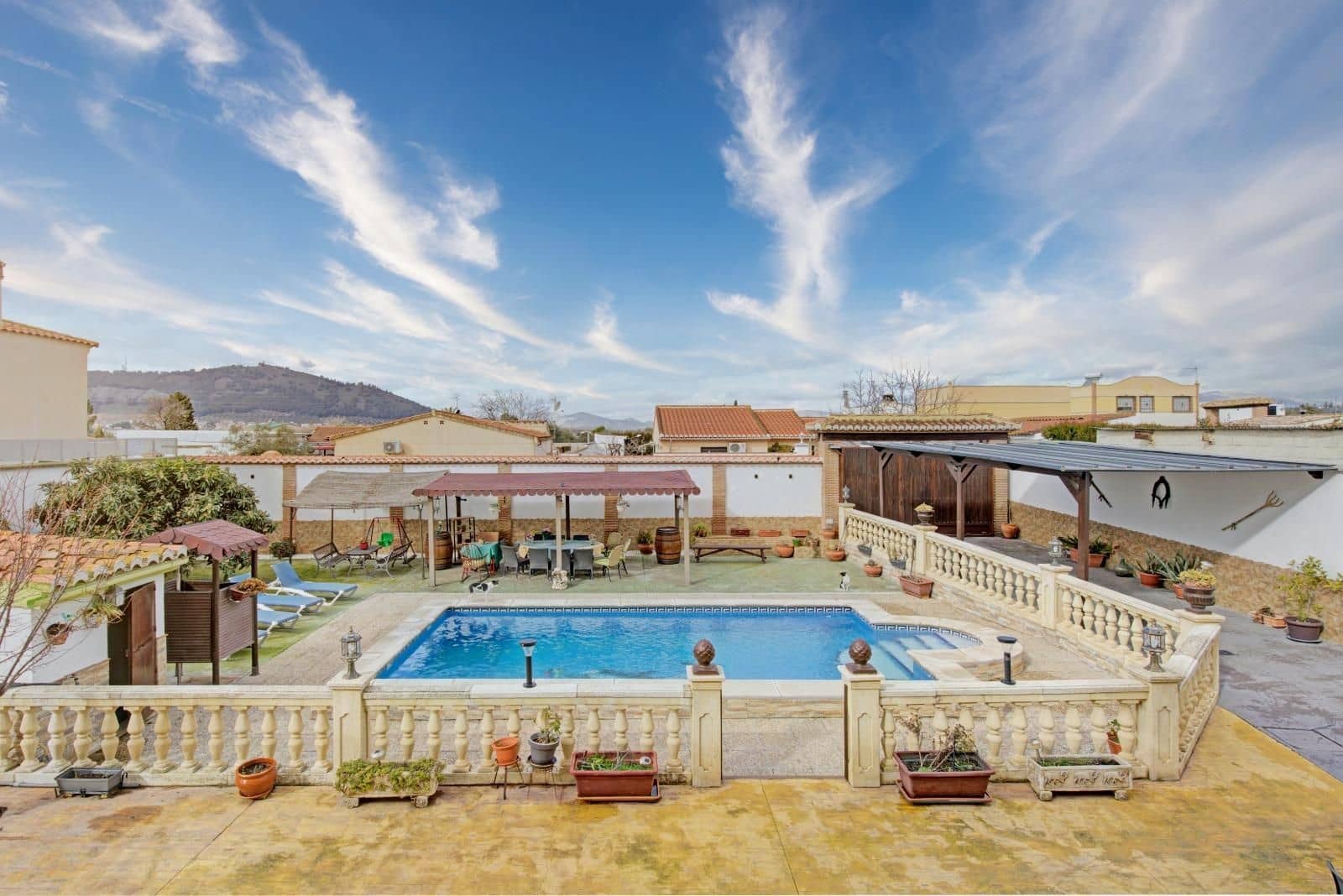 3 soveværelse Villa til salg i Albolote - € 485.000 (Ref: 9543920)