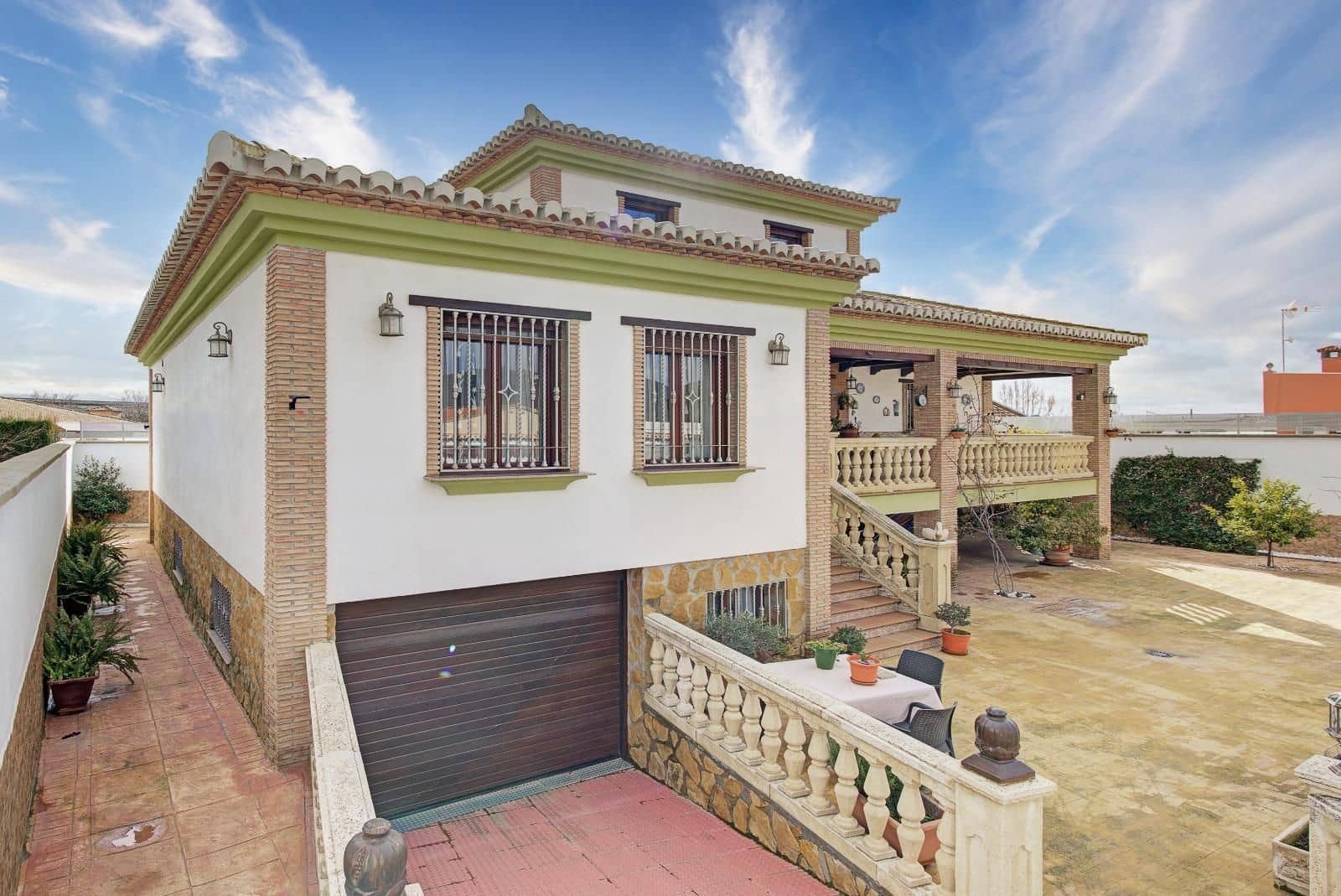 3 soveværelse Villa til salg i Albolote - € 485.000 (Ref: 9543920)