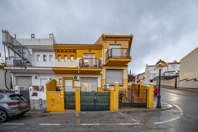 3 sovrum Hus till salu i Monachil med garage - 204 000 € (Ref: 9551187)