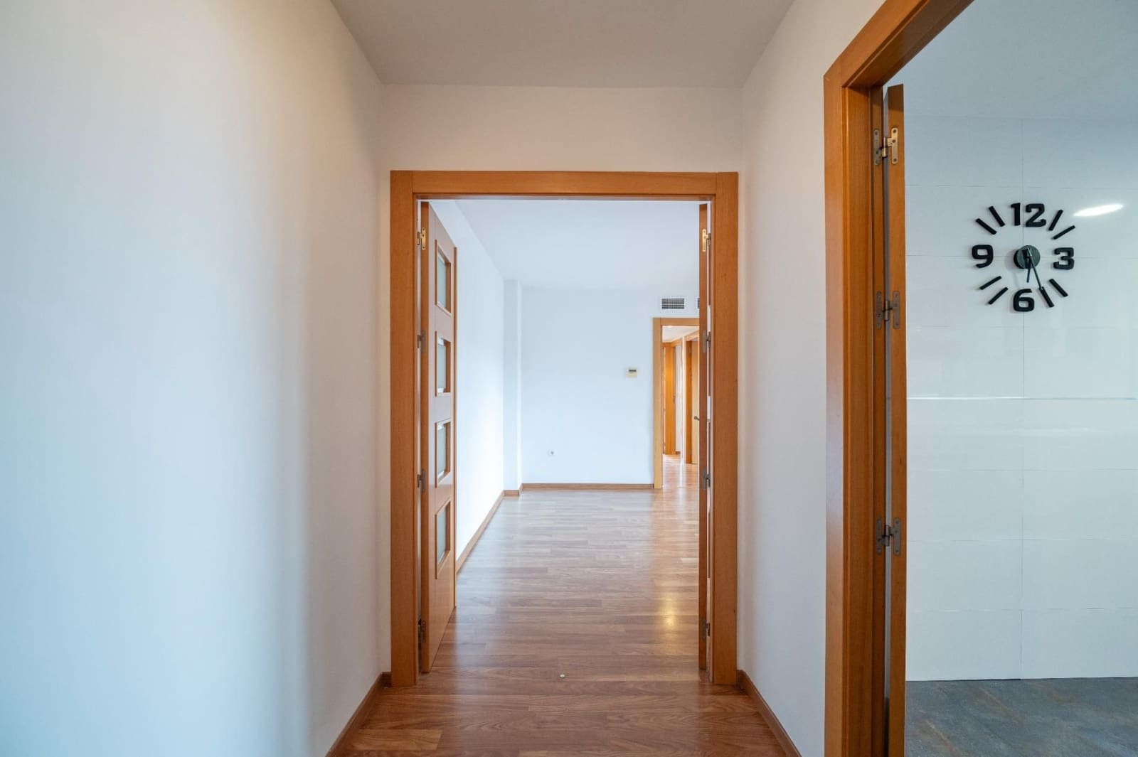 3 sypialnia Mieszkanie do wynajęcia w Miasto Grenada - 850 € (Ref: 9552406)