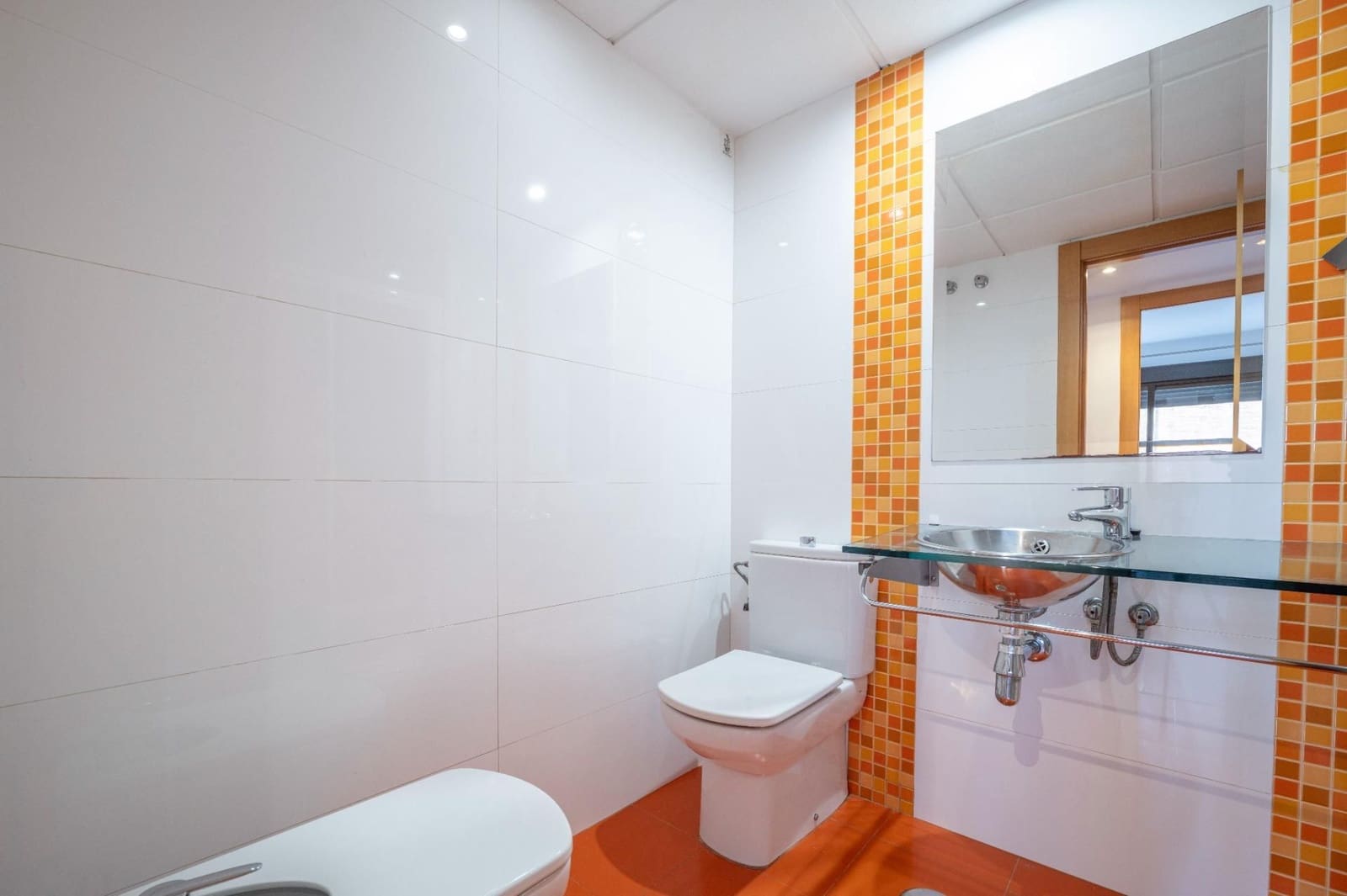 3 sypialnia Mieszkanie do wynajęcia w Miasto Grenada - 850 € (Ref: 9552406)