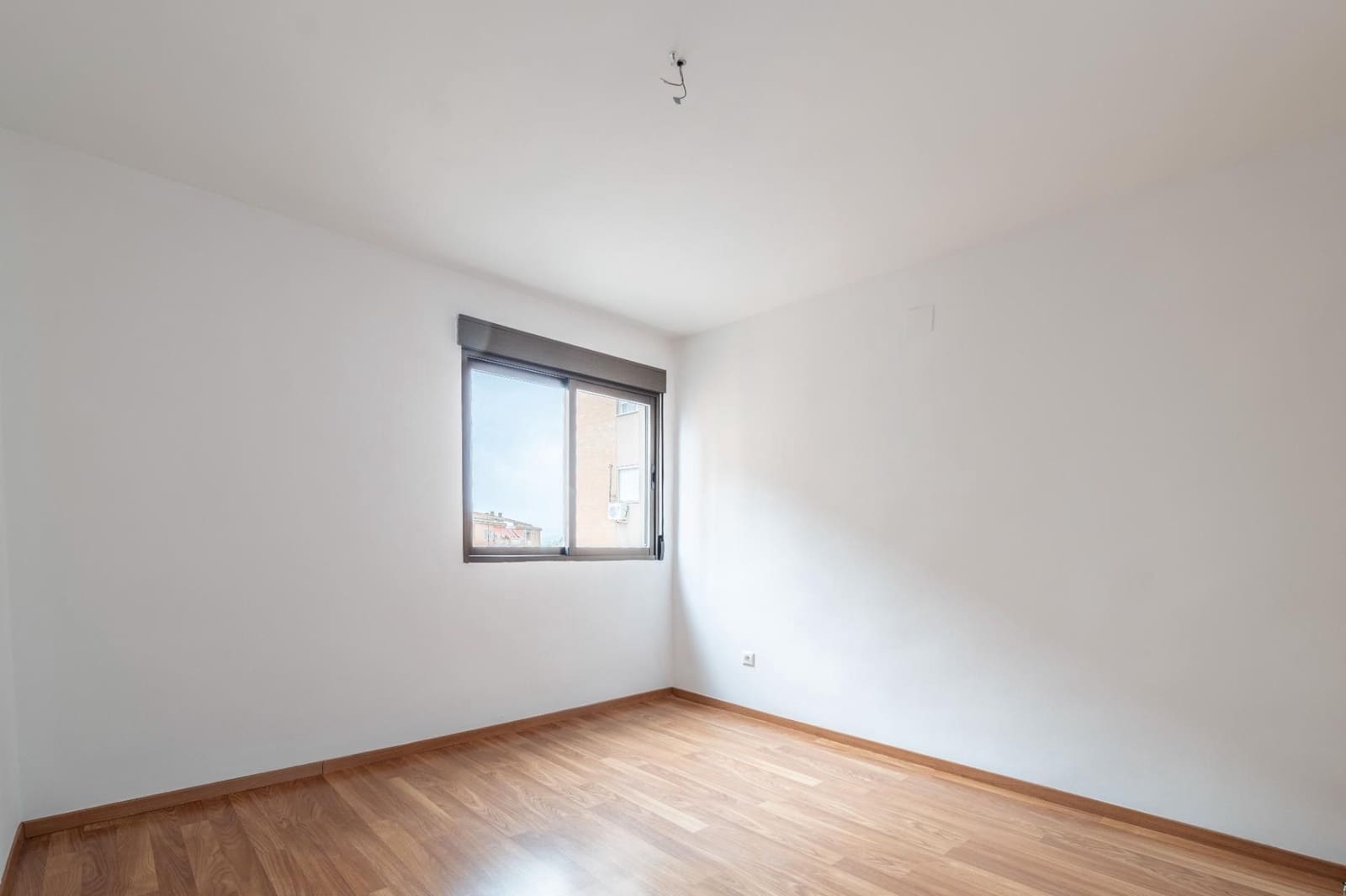 3 sypialnia Mieszkanie do wynajęcia w Miasto Grenada - 850 € (Ref: 9552406)