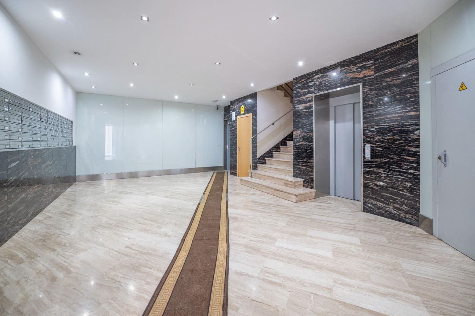 3 sypialnia Mieszkanie do wynajęcia w Miasto Grenada - 850 € (Ref: 9552406)