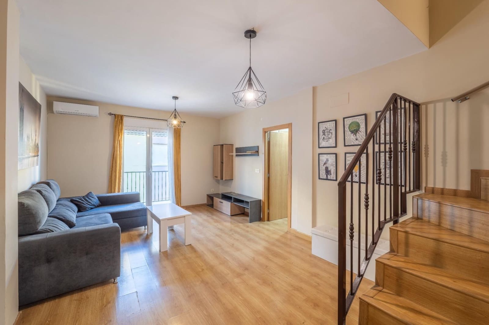 3 slaapkamer Appartement te koop in Vegas del Genil met garage - € 180.000 (Ref: 9552678)