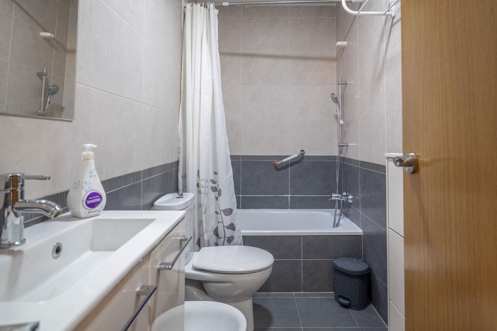 3 slaapkamer Appartement te koop in Vegas del Genil met garage - € 180.000 (Ref: 9552678)