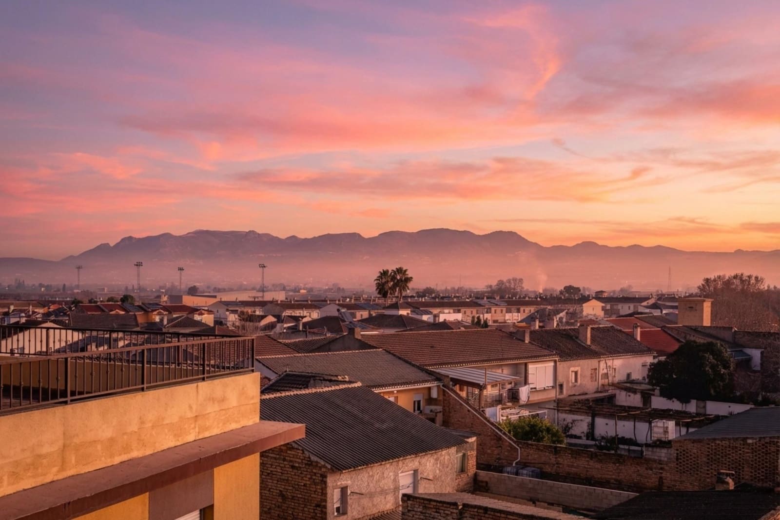 3 slaapkamer Appartement te koop in Vegas del Genil met garage - € 180.000 (Ref: 9552678)