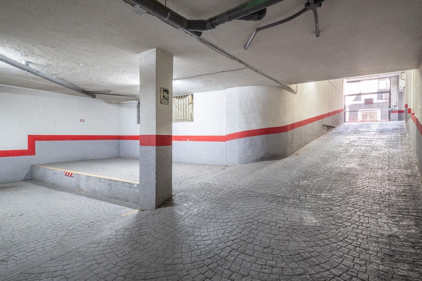 3 slaapkamer Appartement te koop in Vegas del Genil met garage - € 180.000 (Ref: 9552678)