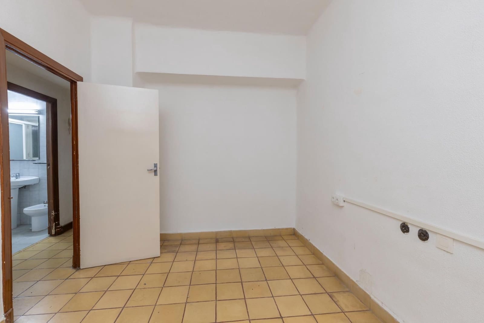 4 sovrum Lägenhet till salu i Granada stad - 324 900 € (Ref: 9559053)