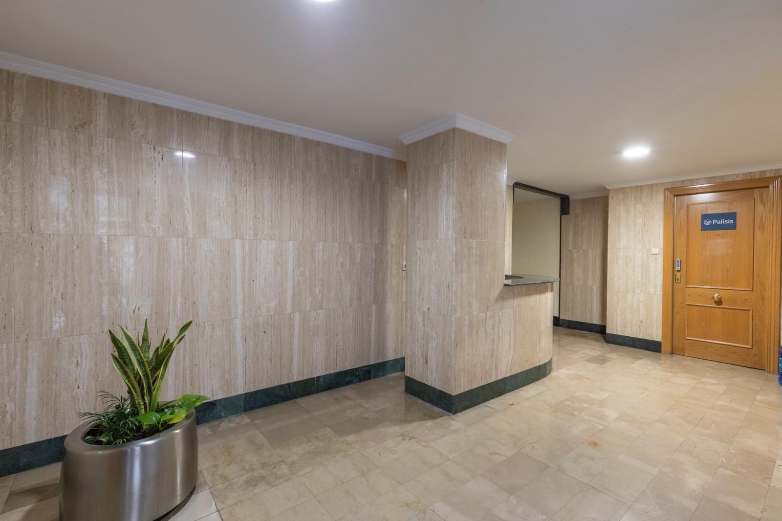 4 sovrum Lägenhet till salu i Granada stad - 324 900 € (Ref: 9559053)