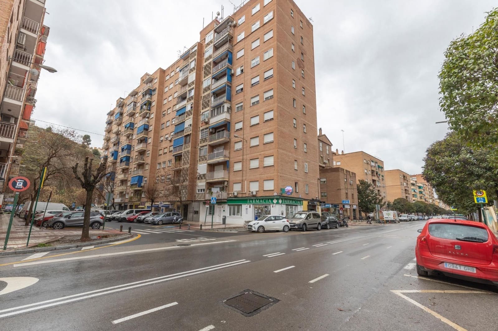 3 soveværelse Lejlighed til salg i Granada by - € 249.900 (Ref: 9559912)