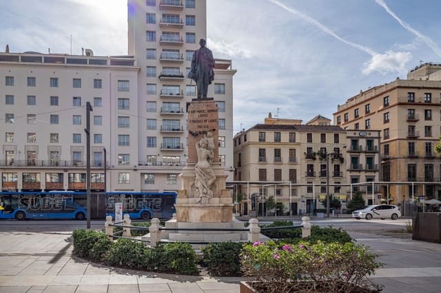 2 sypialnia Mieszkanie na sprzedaż w Centro Historico, Miasto Málaga z garażem - 1 175 000 € (Ref: 9559913)