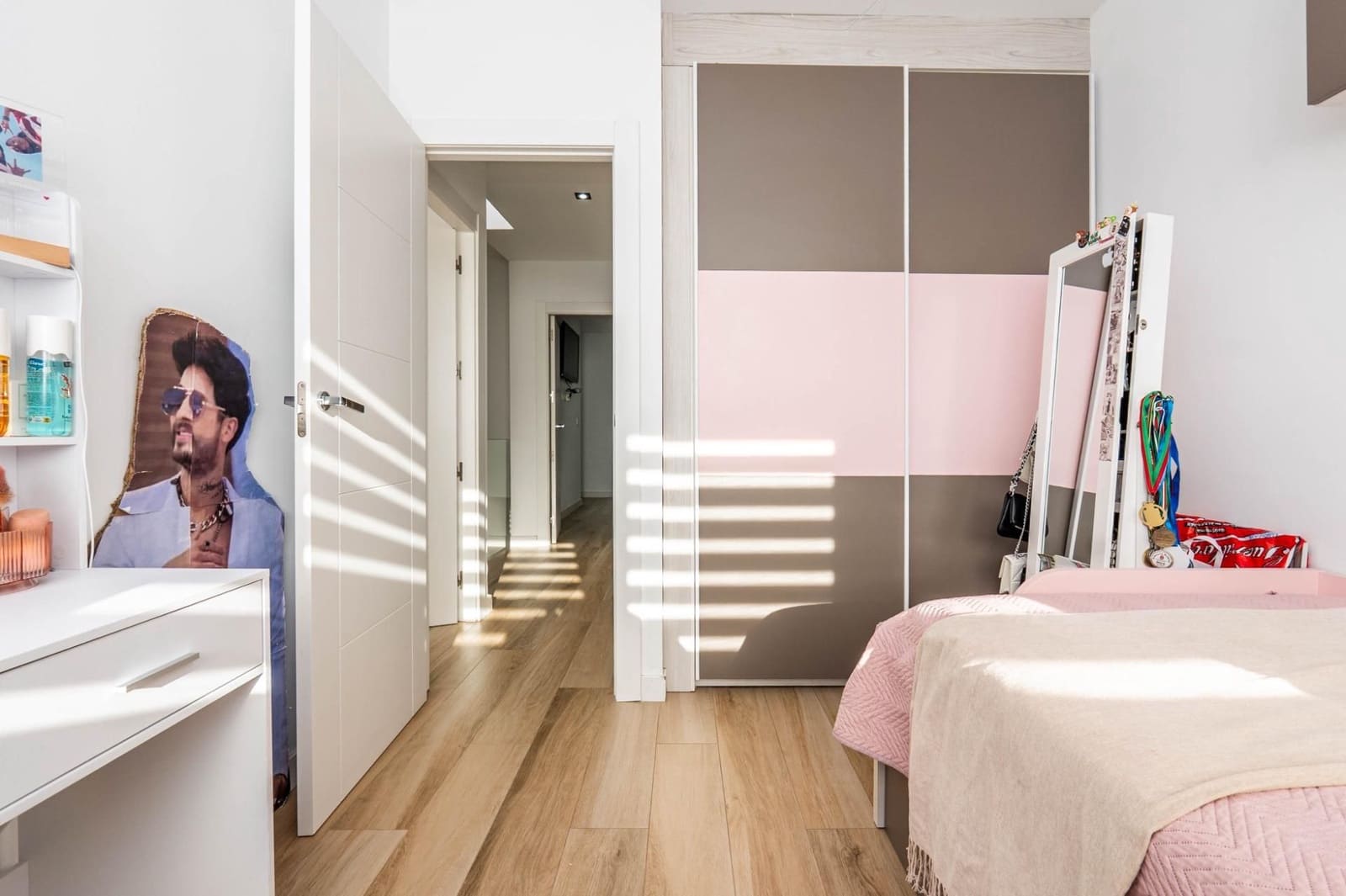 3 sovrum Semi-fristående Villa till salu i Peligros med pool garage - 335 000 € (Ref: 9559916)