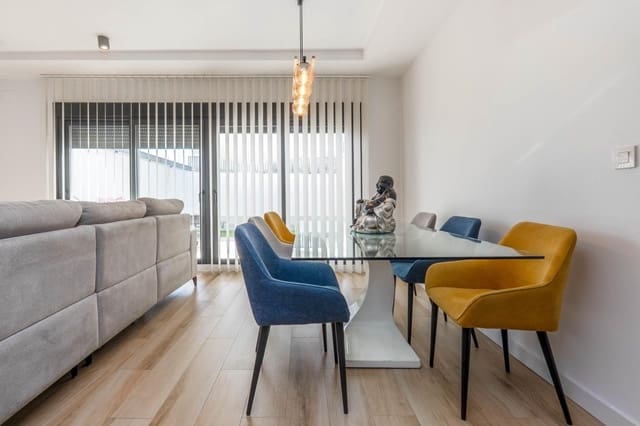 3 Zimmer Doppelhaus zu verkaufen in Peligros mit Pool Garage - 335.000 € (Ref: 9559916)