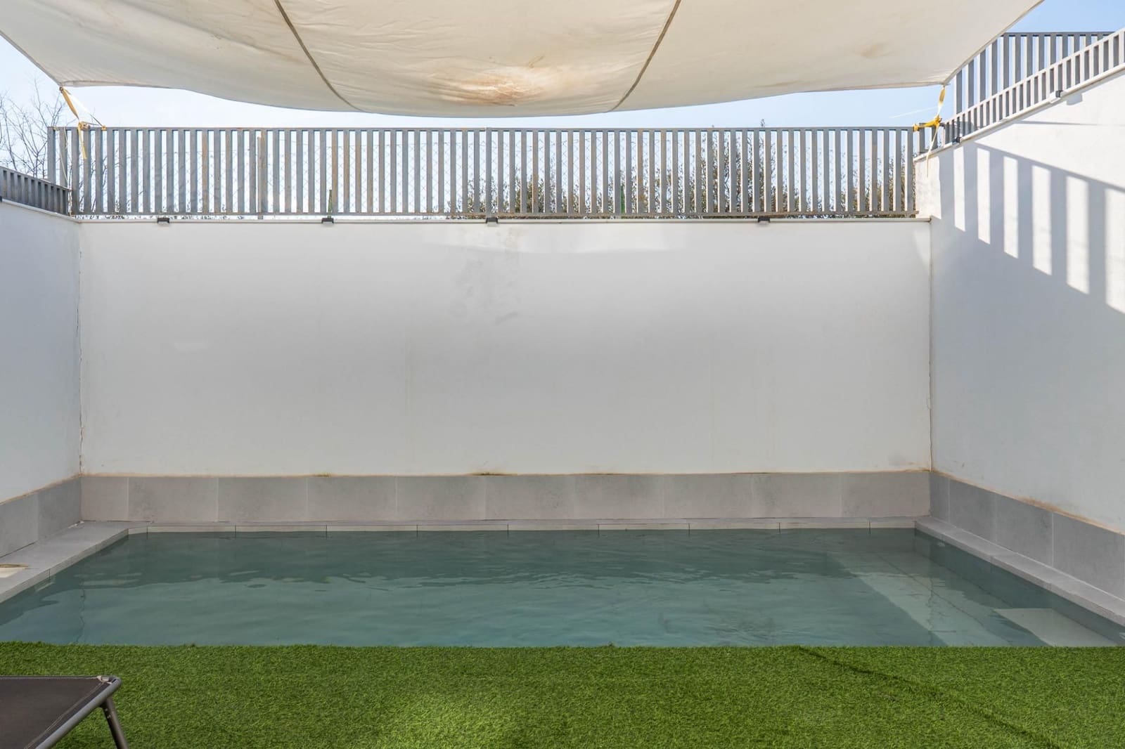 3 sovrum Semi-fristående Villa till salu i Peligros med pool garage - 335 000 € (Ref: 9559916)