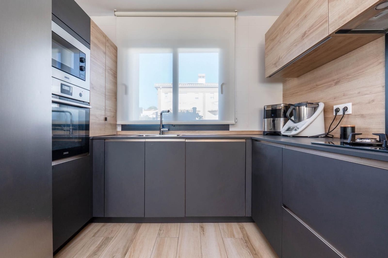 3 sovrum Semi-fristående Villa till salu i Peligros med pool garage - 335 000 € (Ref: 9559916)