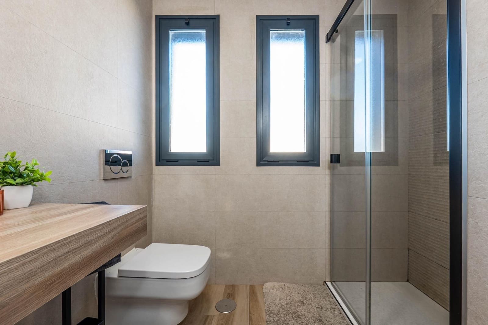 3 sovrum Semi-fristående Villa till salu i Peligros med pool garage - 335 000 € (Ref: 9559916)