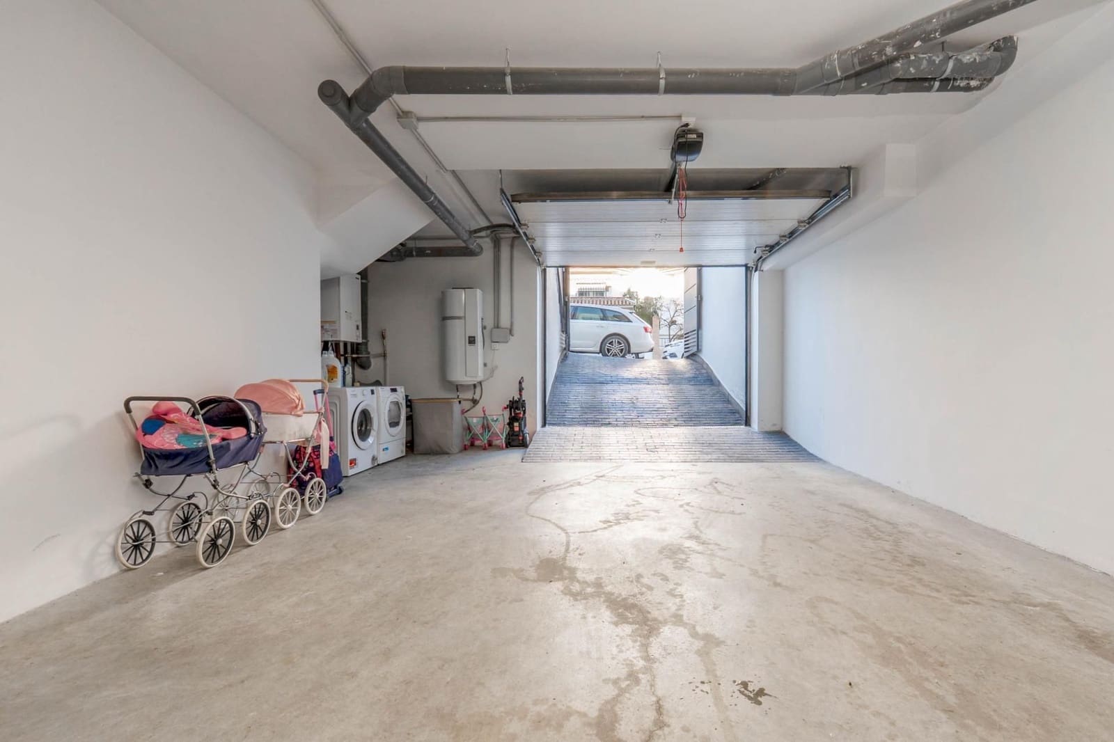 3 sovrum Semi-fristående Villa till salu i Peligros med pool garage - 335 000 € (Ref: 9559916)