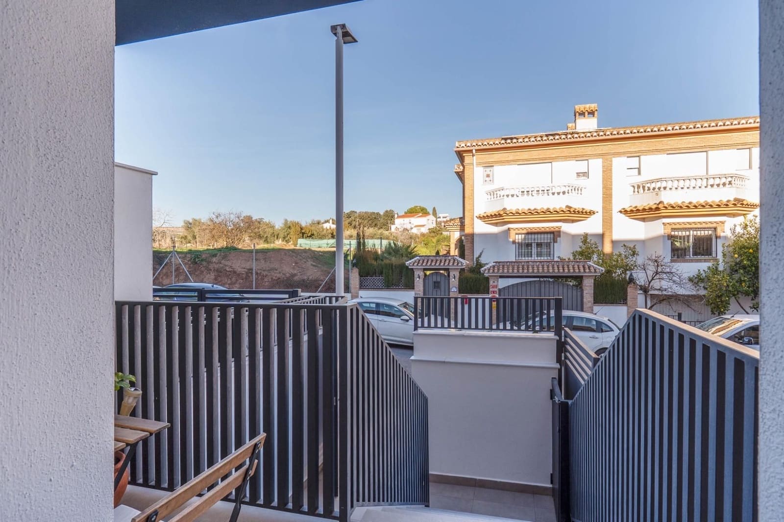 3 sovrum Semi-fristående Villa till salu i Peligros med pool garage - 335 000 € (Ref: 9559916)