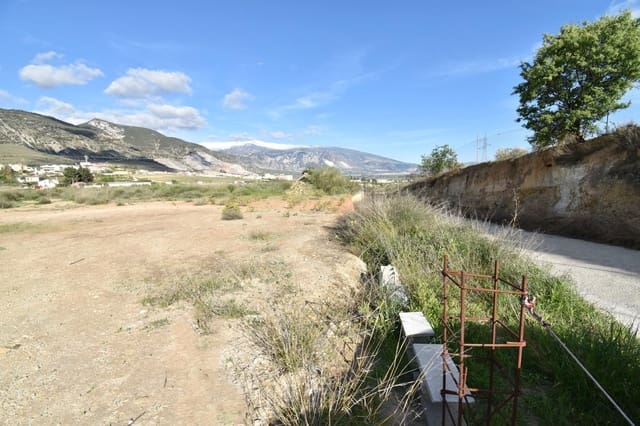 Grunde uden byggetilladelser til salg i Padul - € 44.000 (Ref: 9569313)