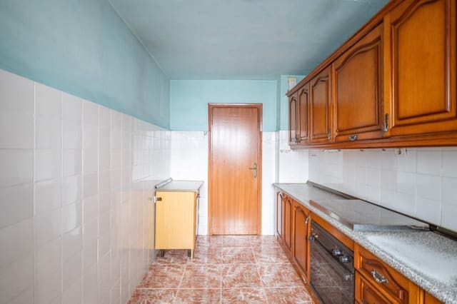 3 soveværelse Lejlighed til salg i Zaidin, Granada by - € 200.000 (Ref: 9571359)