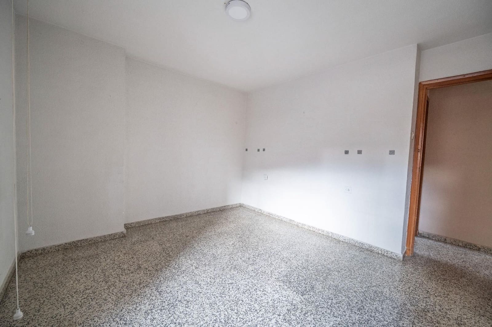 3 soveværelse Lejlighed til salg i Granada by - € 200.000 (Ref: 9571359)