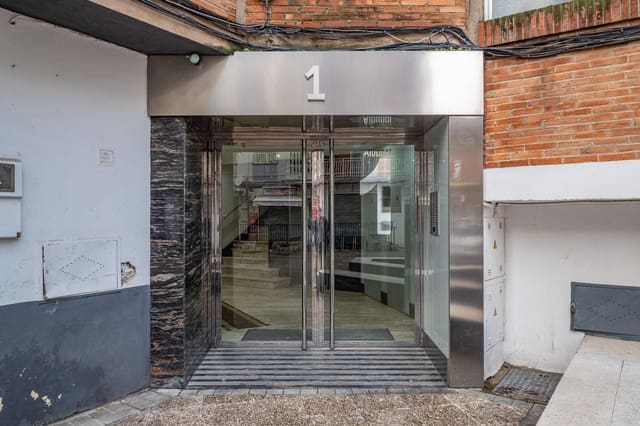 3 soveværelse Lejlighed til salg i Zaidin, Granada by - € 200.000 (Ref: 9571359)