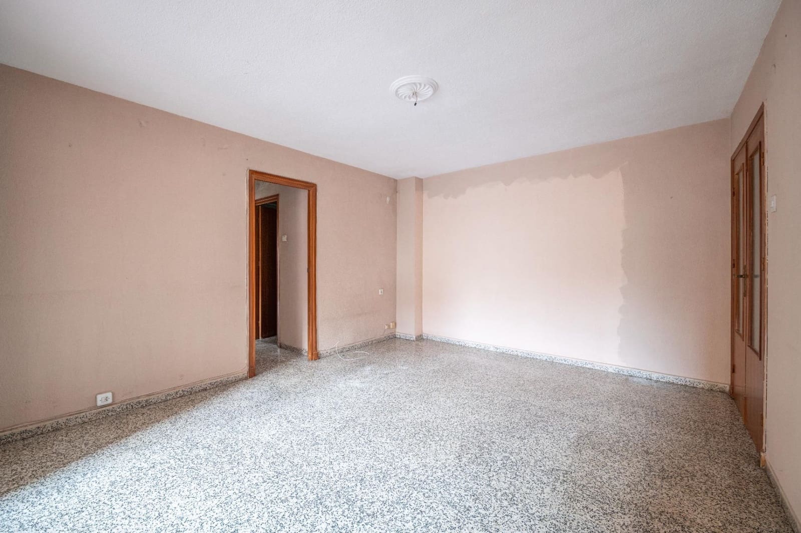 3 soveværelse Lejlighed til salg i Granada by - € 200.000 (Ref: 9571359)