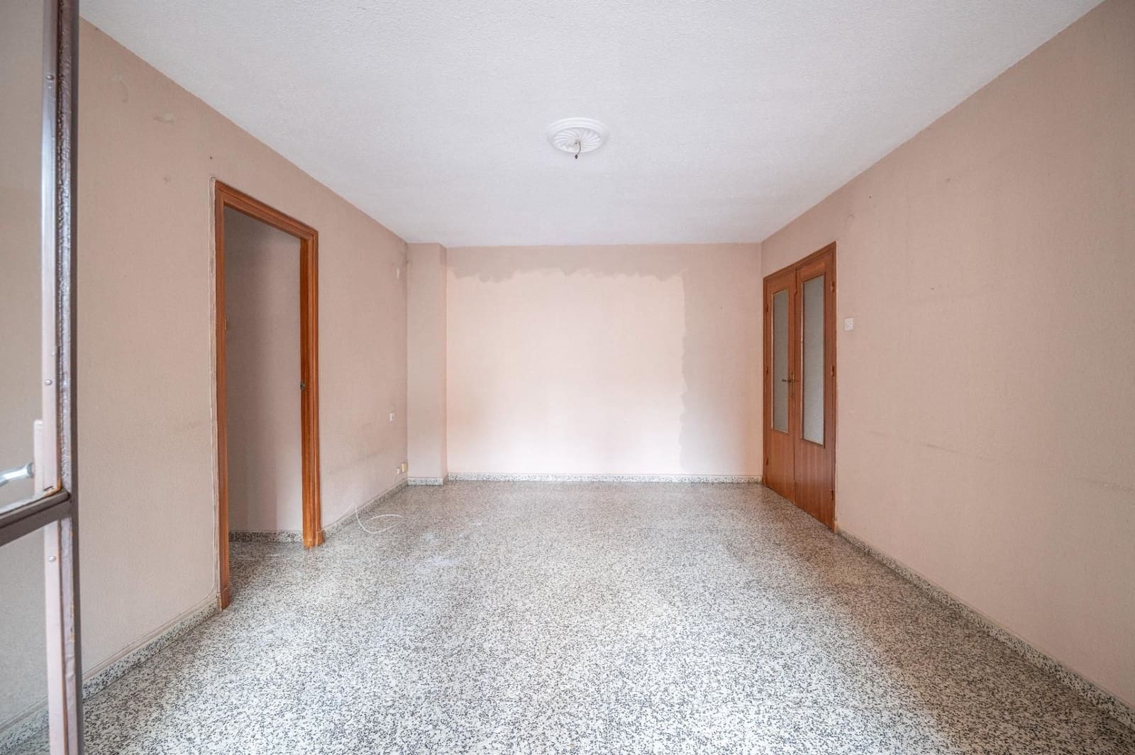 3 soveværelse Lejlighed til salg i Granada by - € 200.000 (Ref: 9571359)