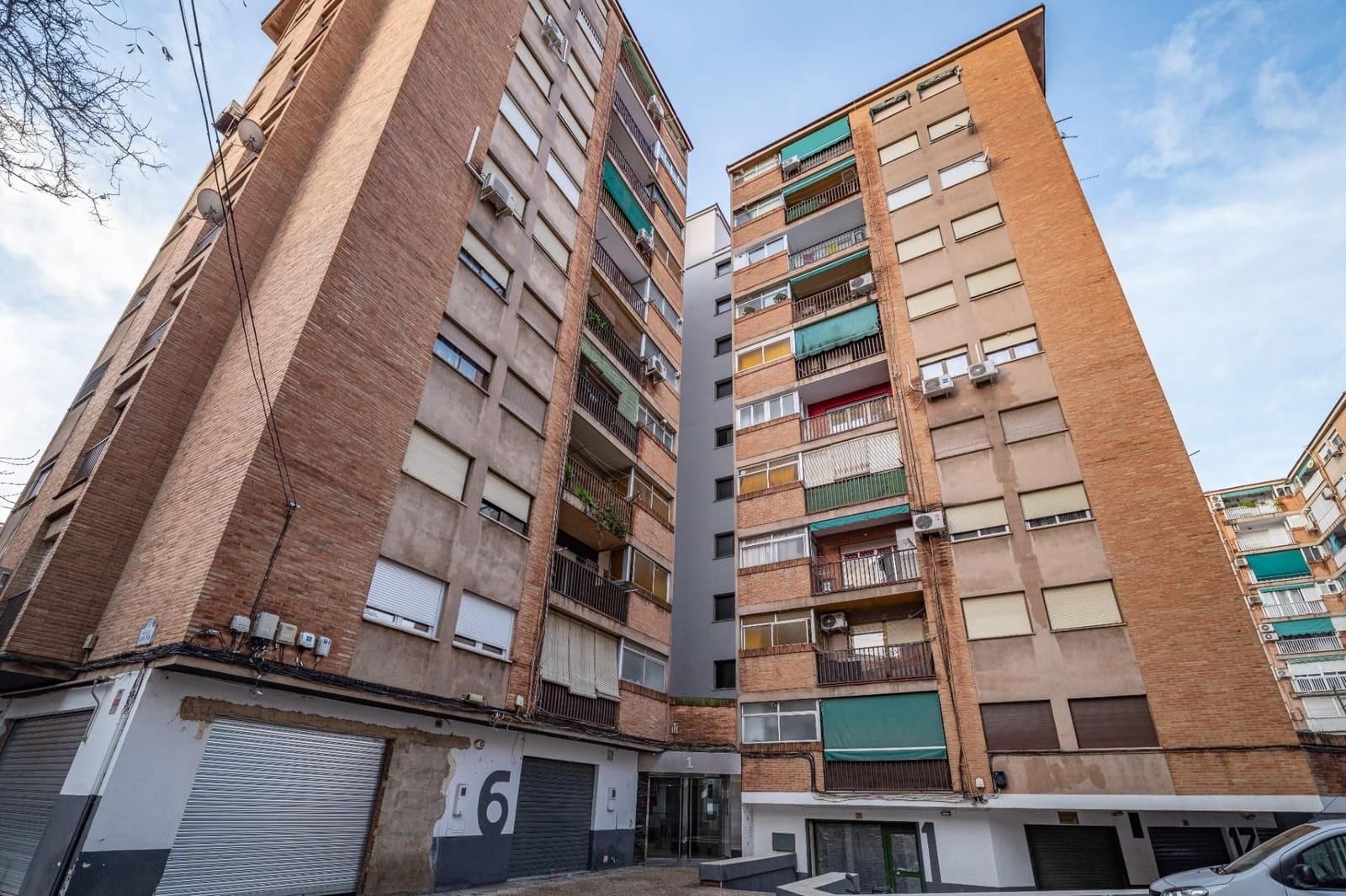 3 soveværelse Lejlighed til salg i Granada by - € 200.000 (Ref: 9571359)