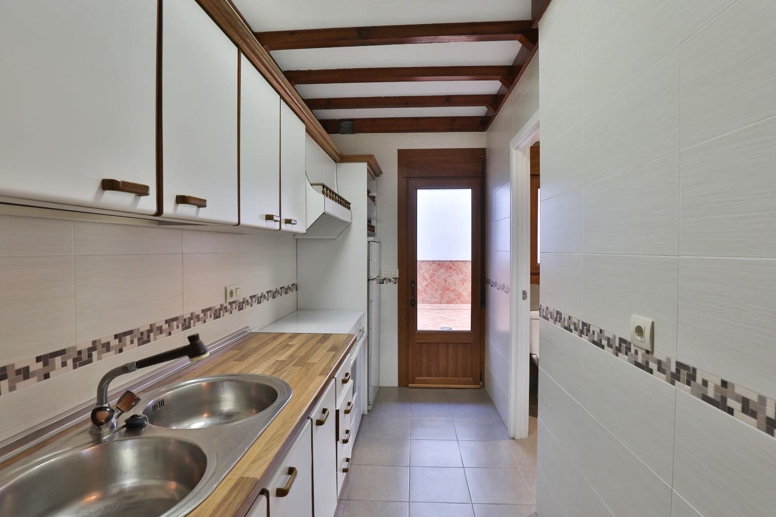 5 soverom Villa til salgs i Padul med garasje - € 295 000 (Ref: 9579204)