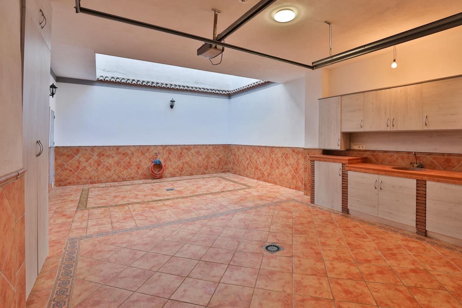 5 soverom Villa til salgs i Padul med garasje - € 295 000 (Ref: 9579204)