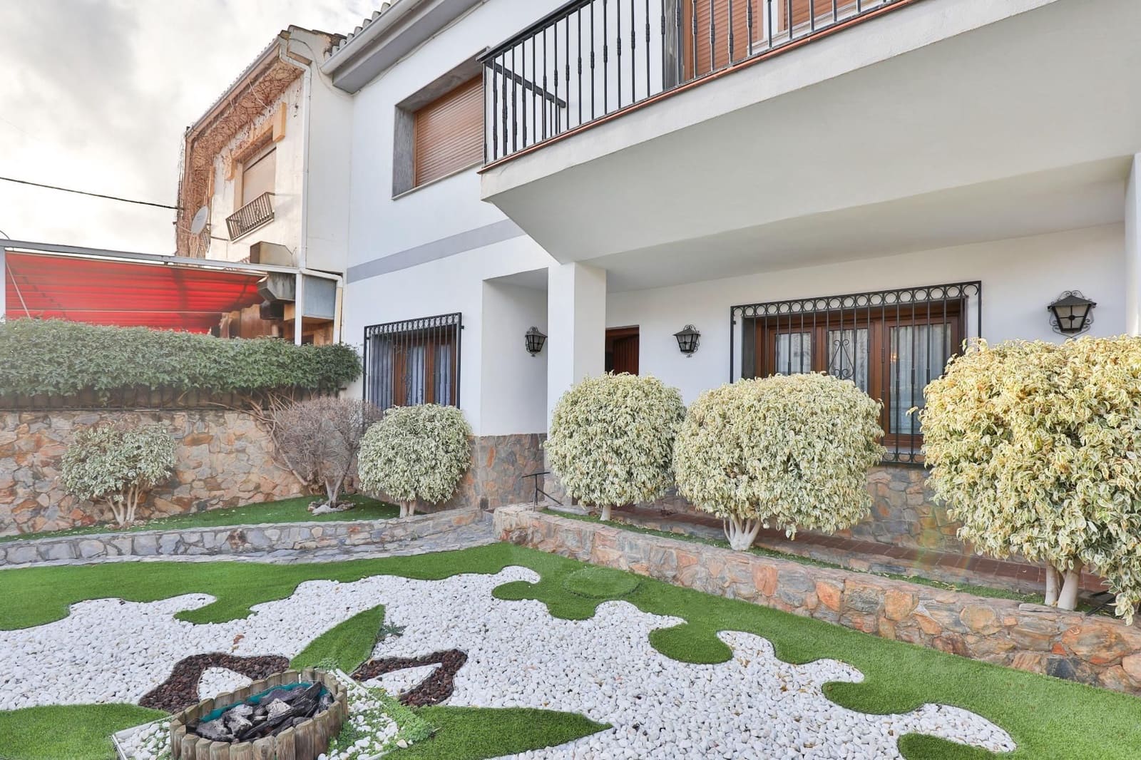 5 soverom Villa til salgs i Padul med garasje - € 295 000 (Ref: 9579204)