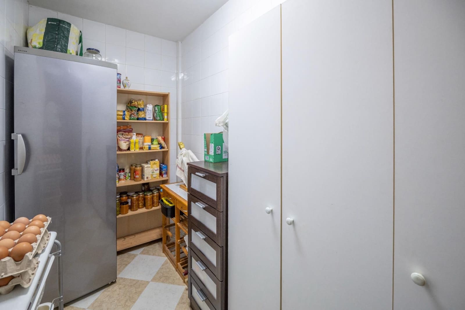 3 bedroom Villa for sale in Vegas del Genil with garage - € 320,000 (Ref: 9588370)