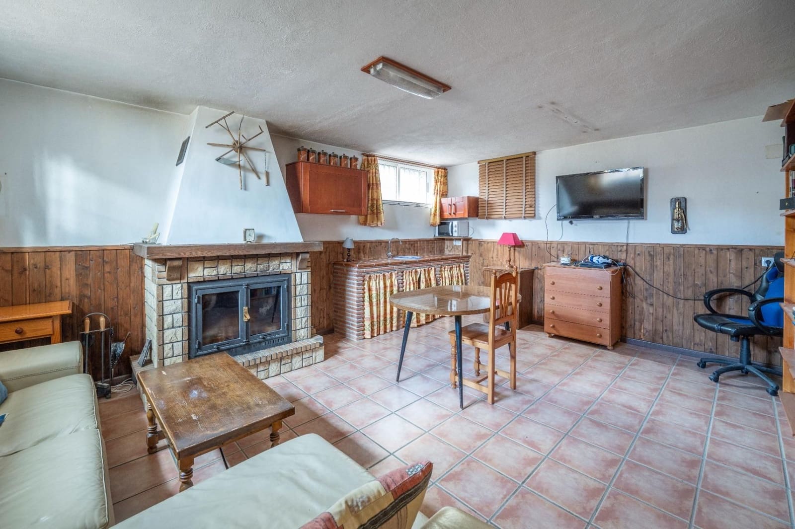 3 bedroom Villa for sale in Vegas del Genil with garage - € 320,000 (Ref: 9588370)