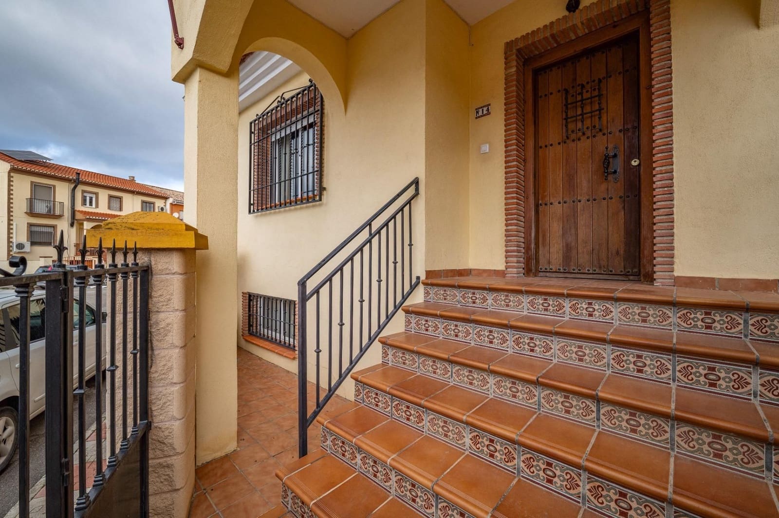 3 bedroom Villa for sale in Vegas del Genil with garage - € 320,000 (Ref: 9588370)