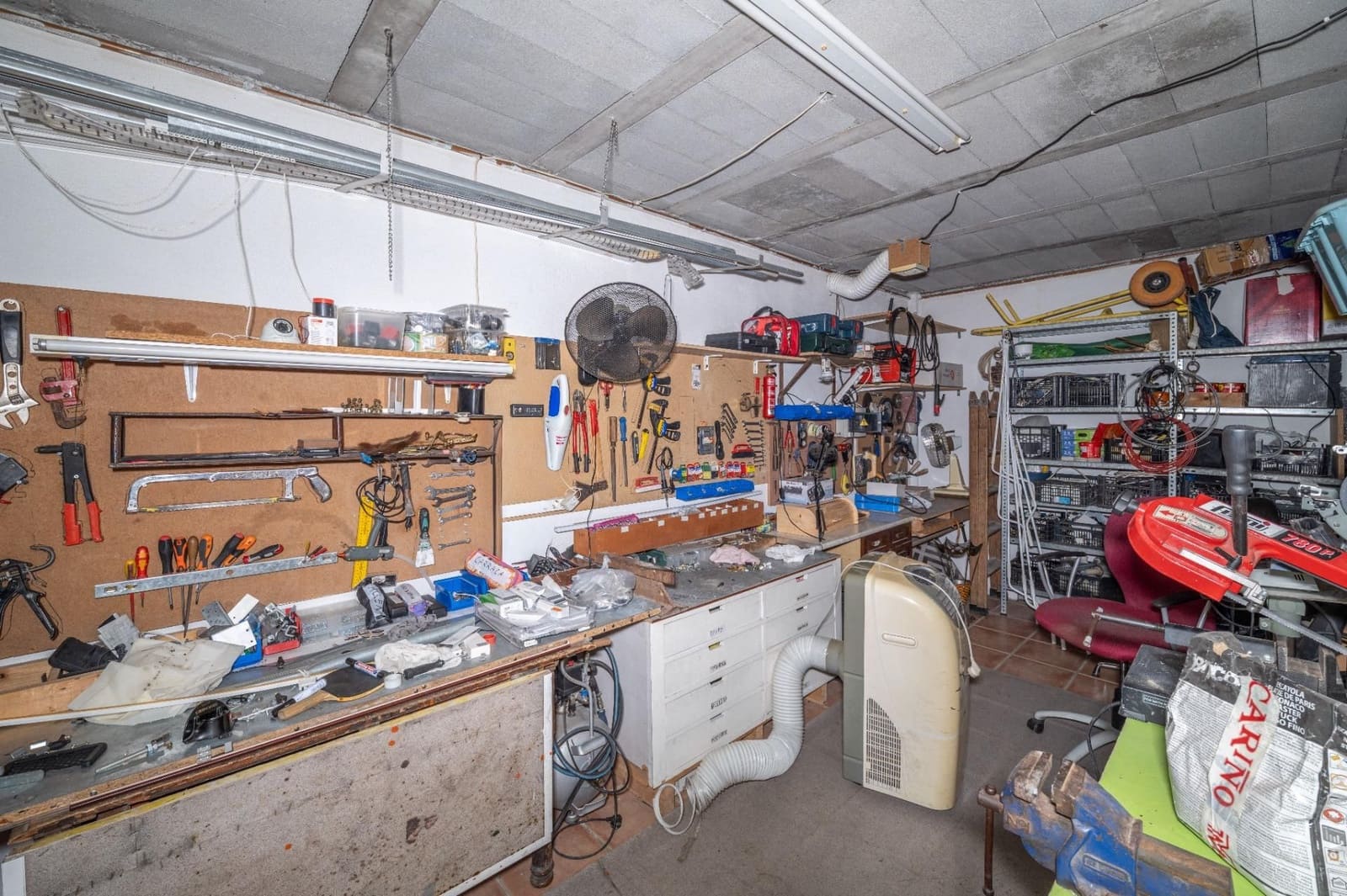 3 bedroom Villa for sale in Vegas del Genil with garage - € 320,000 (Ref: 9588370)