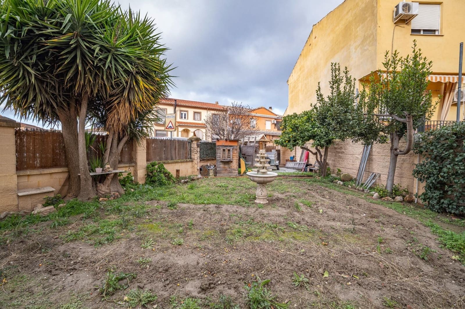 3 bedroom Villa for sale in Vegas del Genil with garage - € 320,000 (Ref: 9588370)