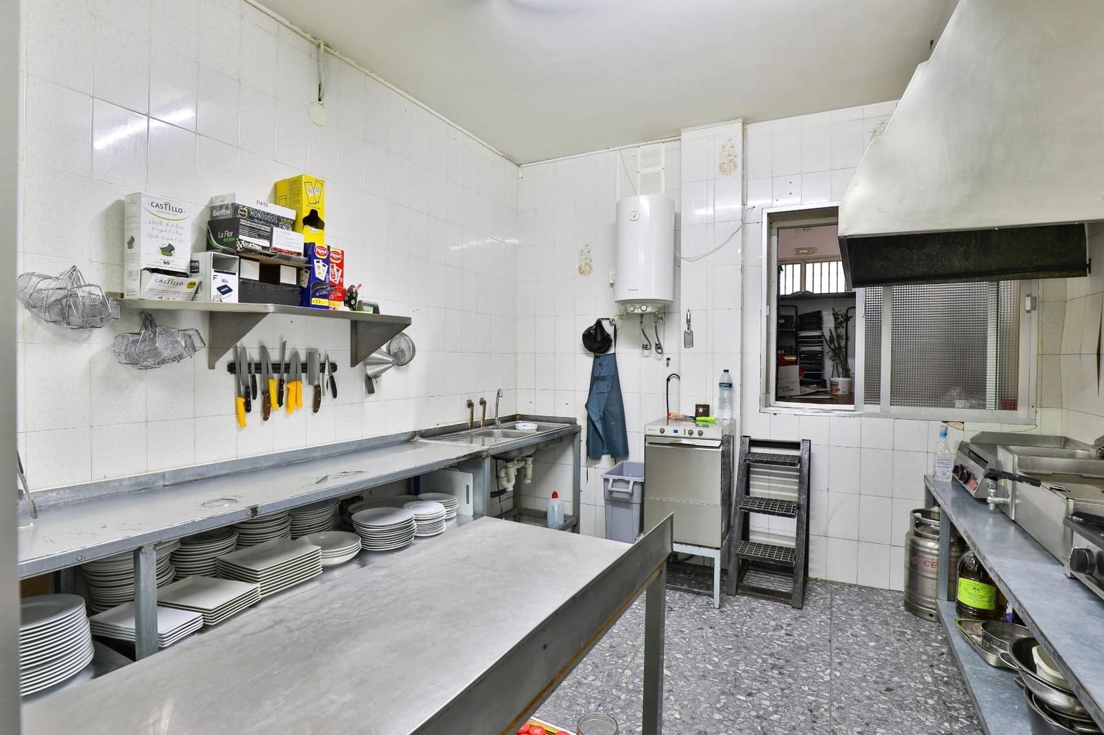 4 bedroom Business for sale in Lecrin with garage - € 1,690,000 (Ref: 9588371)