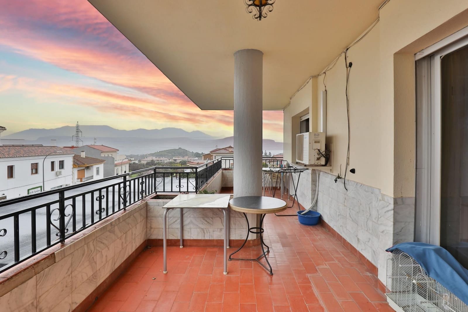 4 bedroom Business for sale in Lecrin with garage - € 1,690,000 (Ref: 9588371)