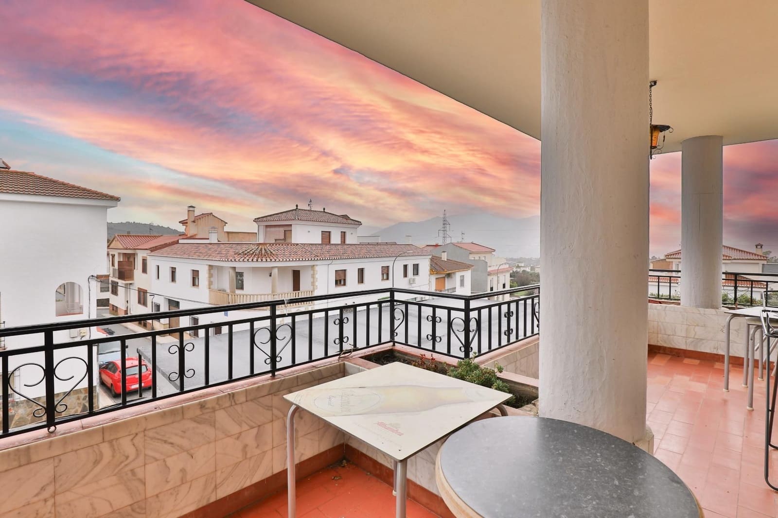 4 bedroom Business for sale in Lecrin with garage - € 1,690,000 (Ref: 9588371)