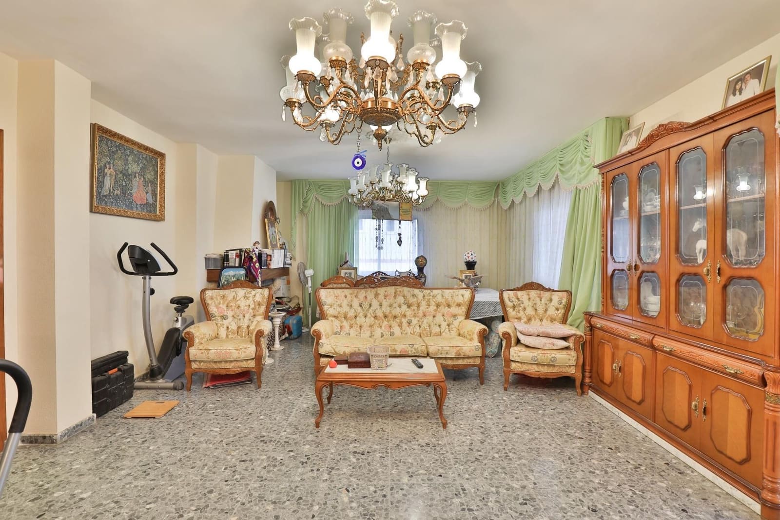 4 bedroom Business for sale in Lecrin with garage - € 1,690,000 (Ref: 9588371)