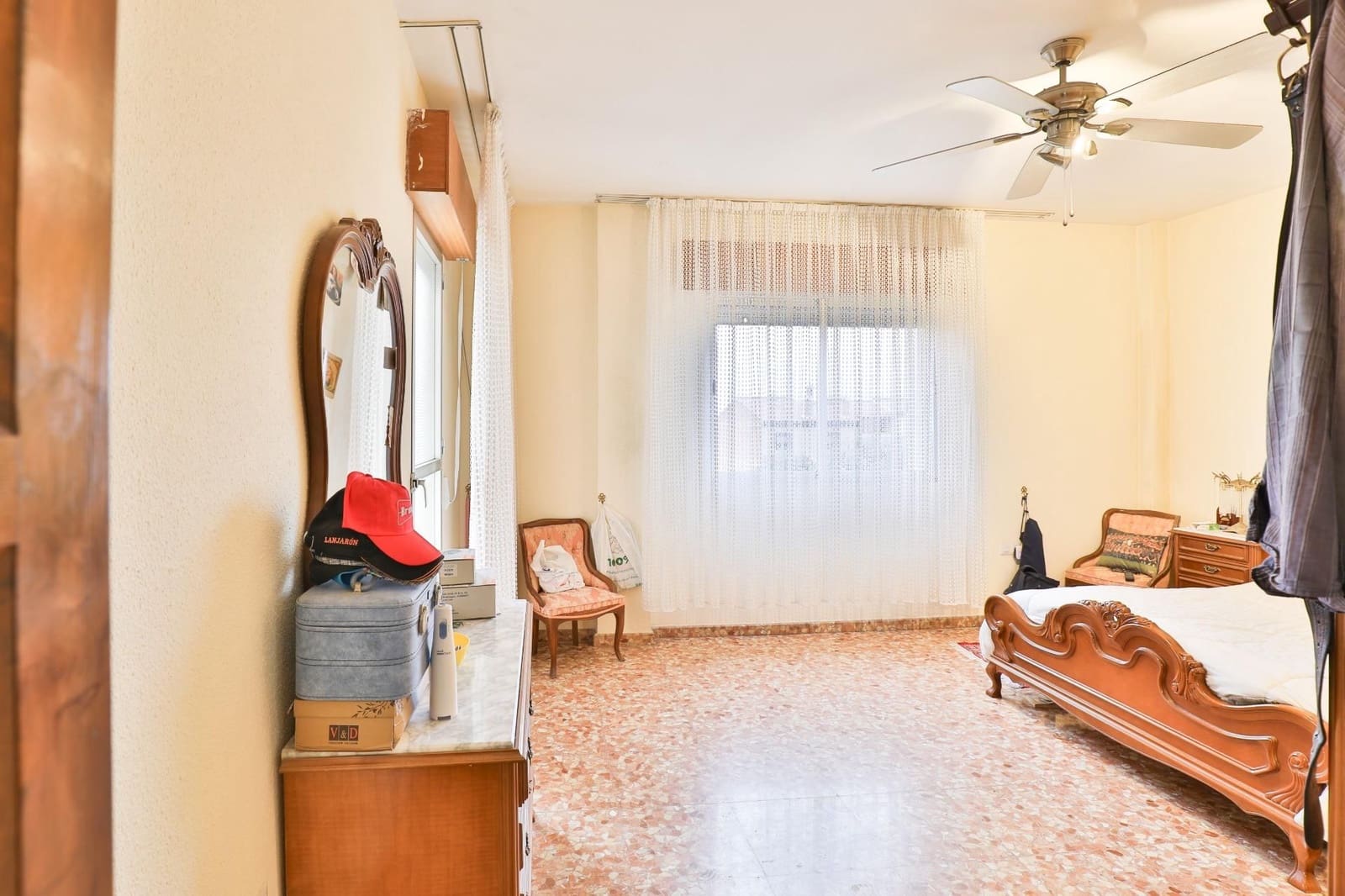 4 bedroom Business for sale in Lecrin with garage - € 1,690,000 (Ref: 9588371)