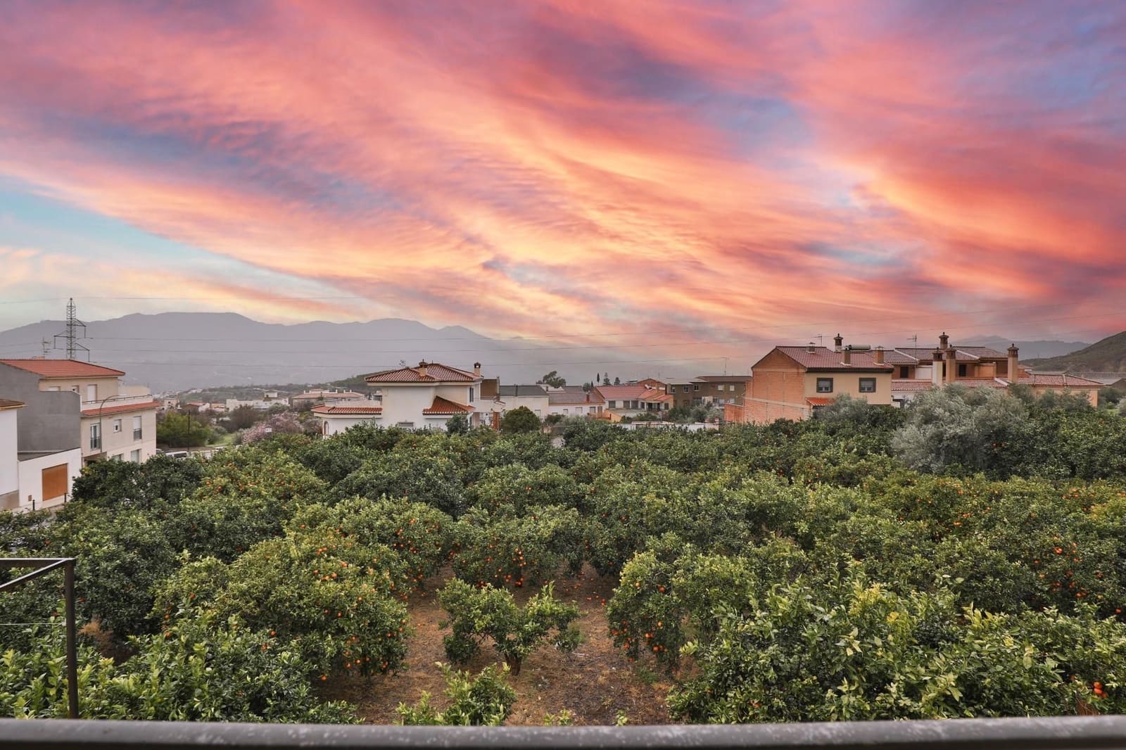 4 bedroom Business for sale in Lecrin with garage - € 1,690,000 (Ref: 9588371)