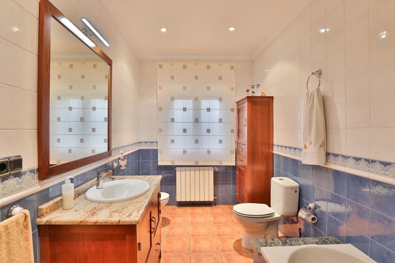 5 sovrum Semi-fristående Villa till salu i Padul med garage - 288 000 € (Ref: 9592128)