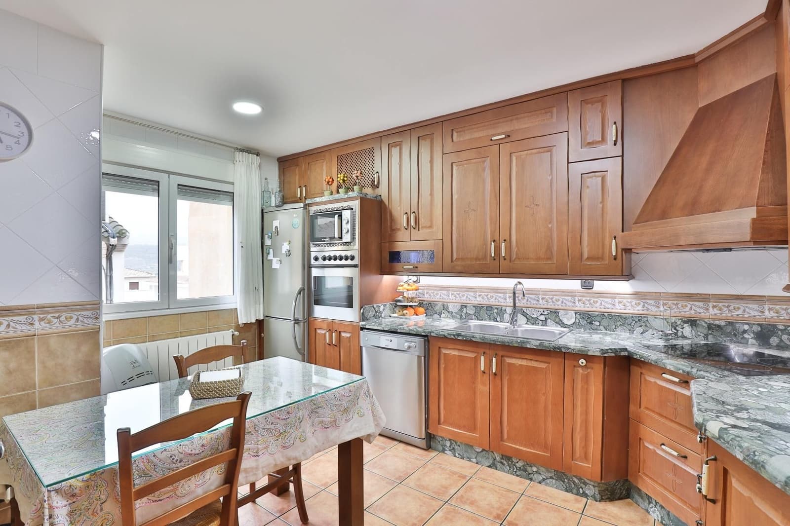 5 sovrum Semi-fristående Villa till salu i Padul med garage - 288 000 € (Ref: 9592128)