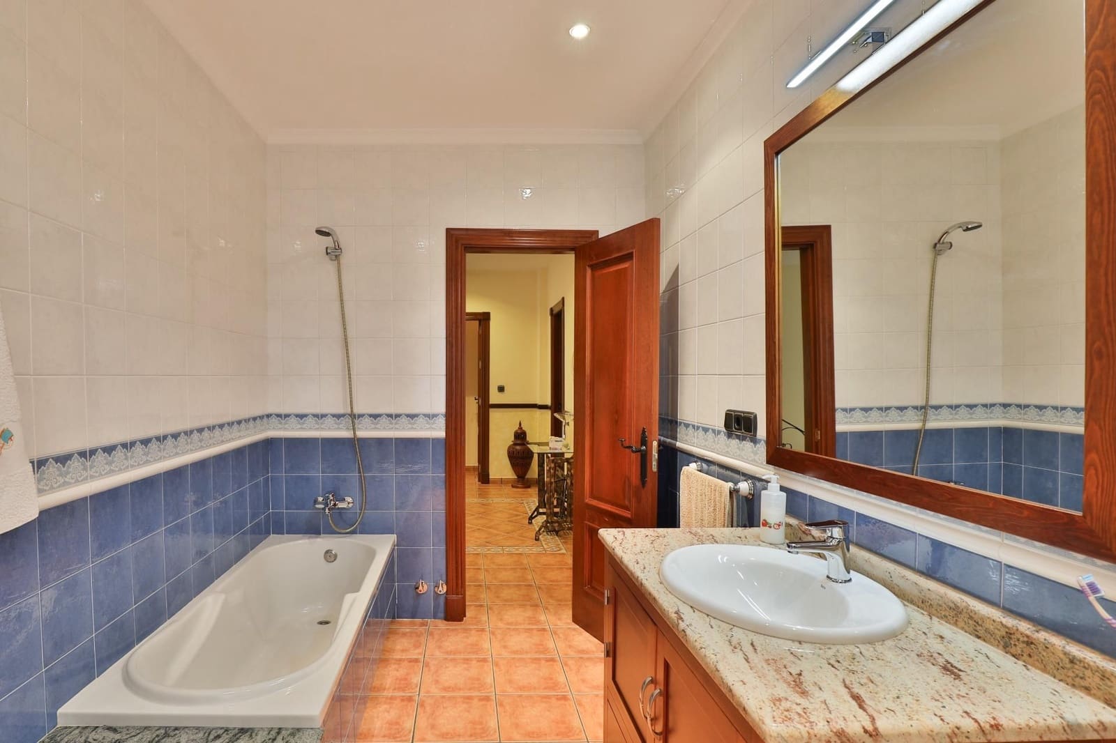 5 sovrum Semi-fristående Villa till salu i Padul med garage - 288 000 € (Ref: 9592128)