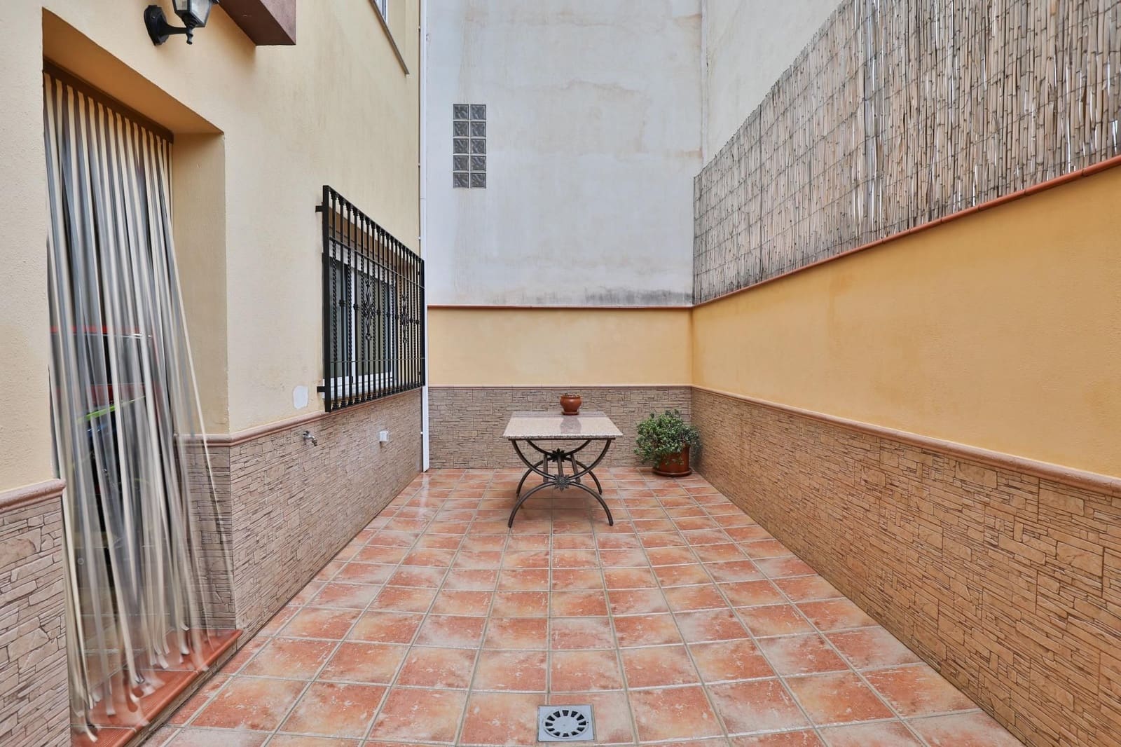 5 sovrum Semi-fristående Villa till salu i Padul med garage - 288 000 € (Ref: 9592128)