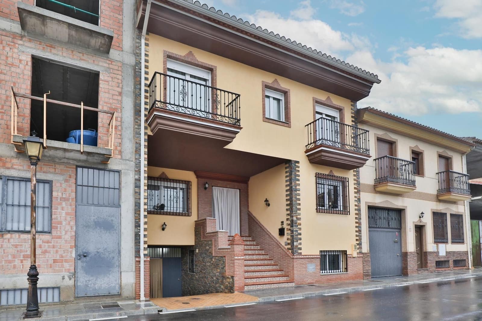 5 sovrum Semi-fristående Villa till salu i Padul med garage - 288 000 € (Ref: 9592128)