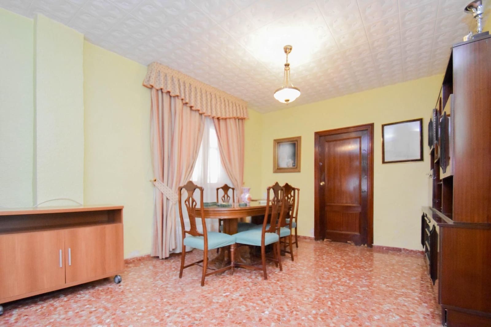 Casa de 3 habitaciones en Las Gabias en venta - 179.900 € (Ref: 9592299)